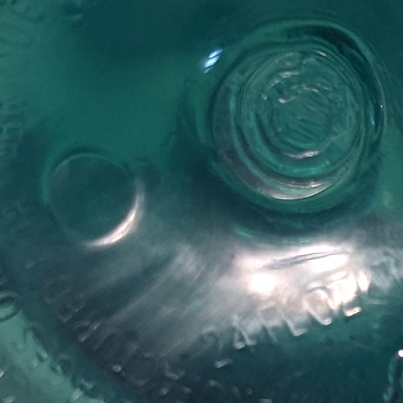 Starbucks Water Bottle Plastic 24 Oz. Green Limited Summer Collection - Picture 3 of 4